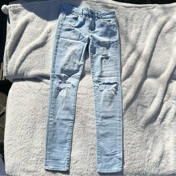 American Eagle Super Stretch Distressed Skinny Jeans - Picture 2 of 6